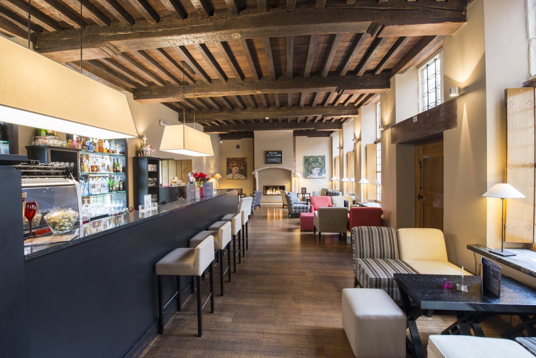 Martin's Klooster Hotel, klooster bar & courtyard terrace