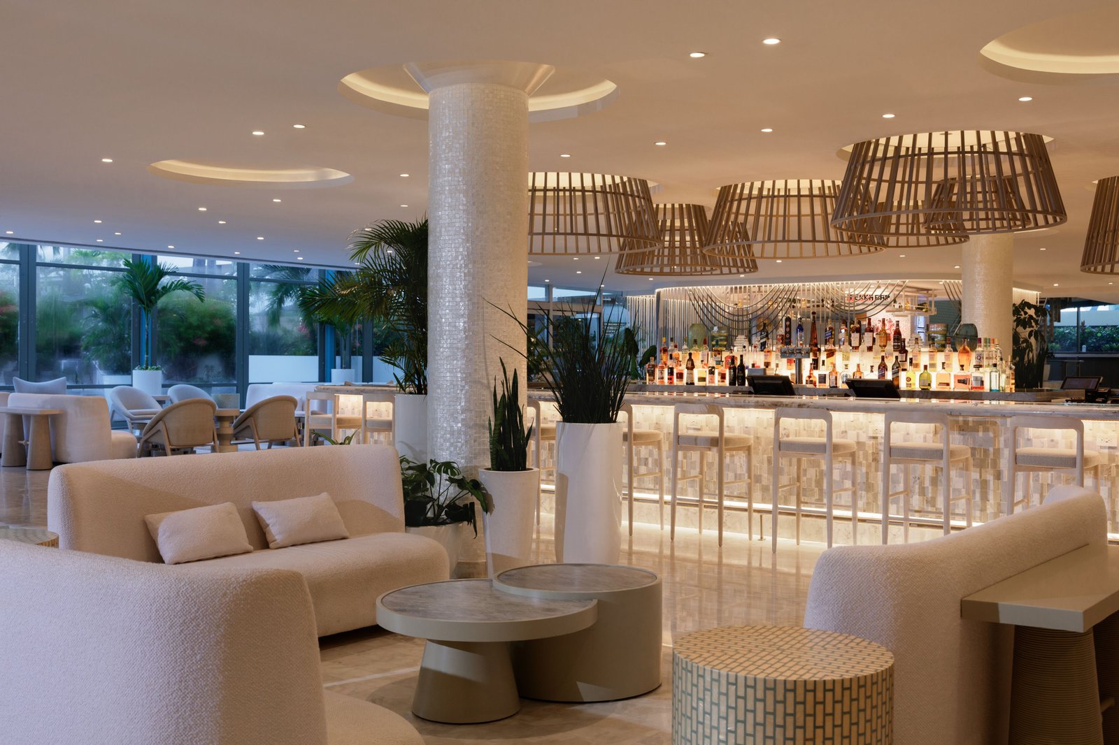 La Concha Resort, Puerto Rico, Autograph Collection, at the table