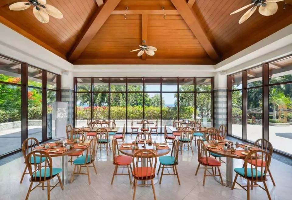 Le Meridien Shimei Bay Beach