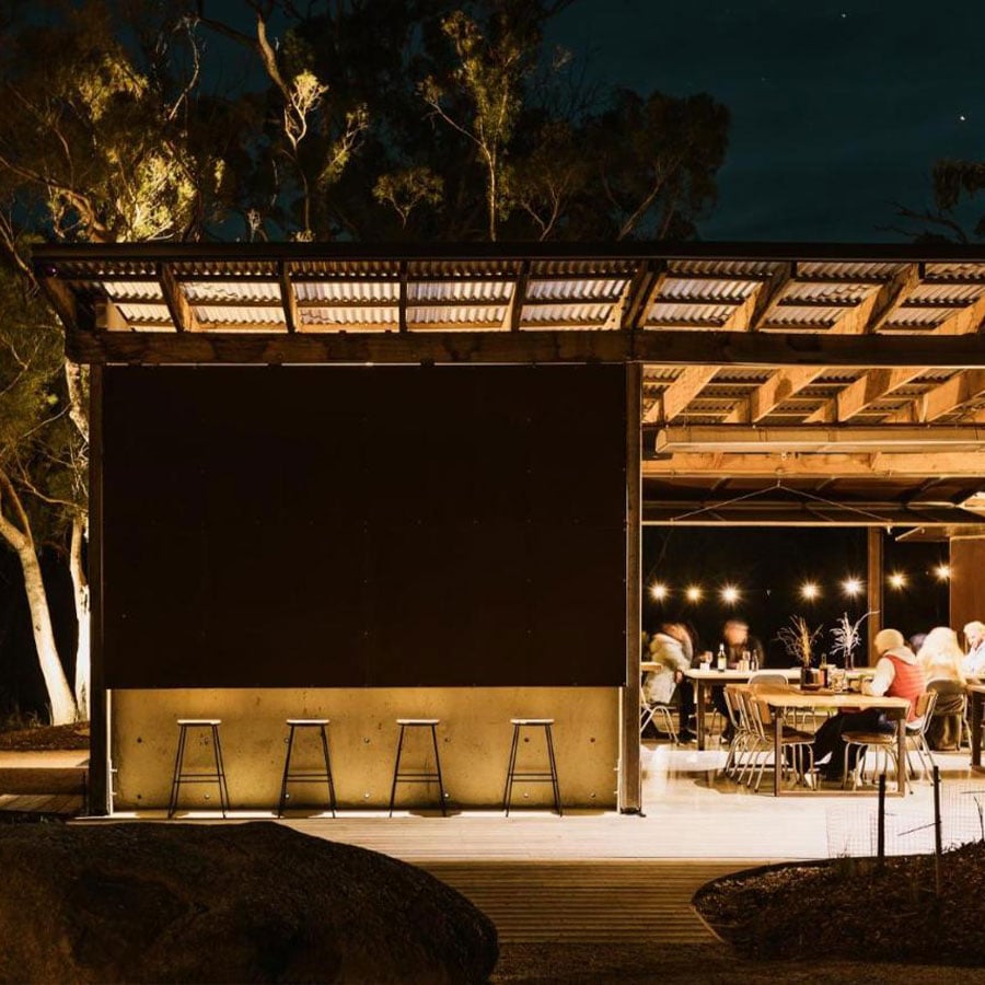 Bay of Fires Bush Retreat, communal kitchen & dining pavilion