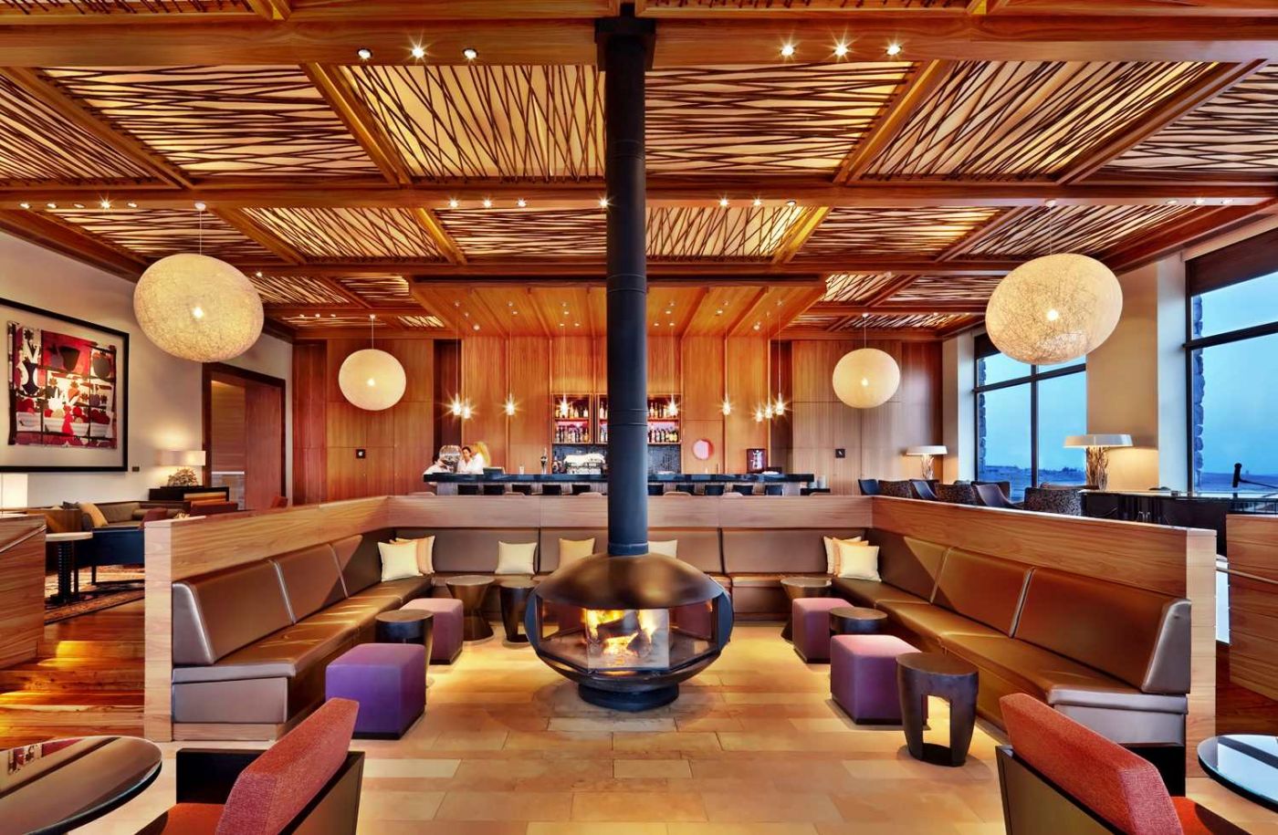 Beresheet Hotel, at the table