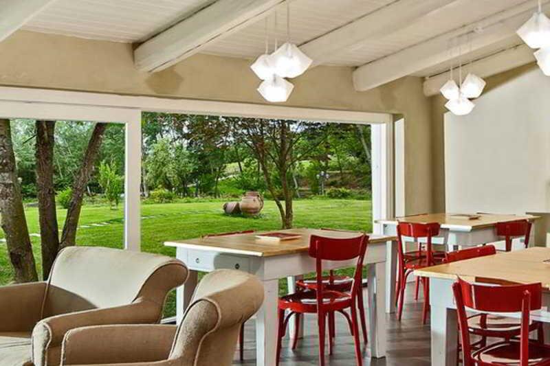 La Pampa Relais & Spa, at the table