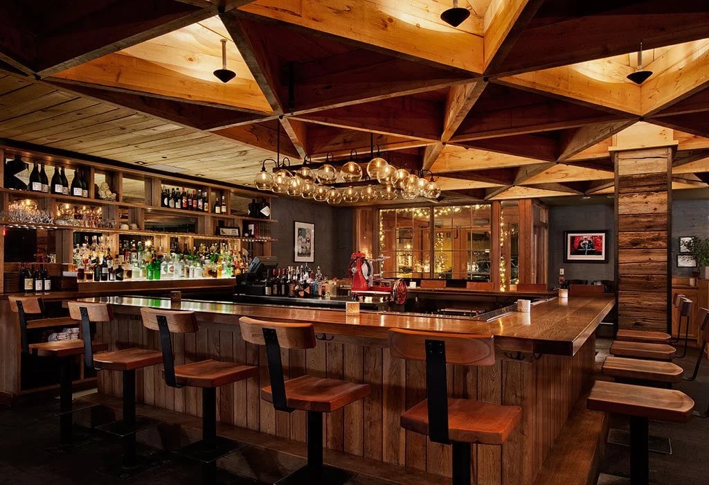 Hotel Vermont, at the table