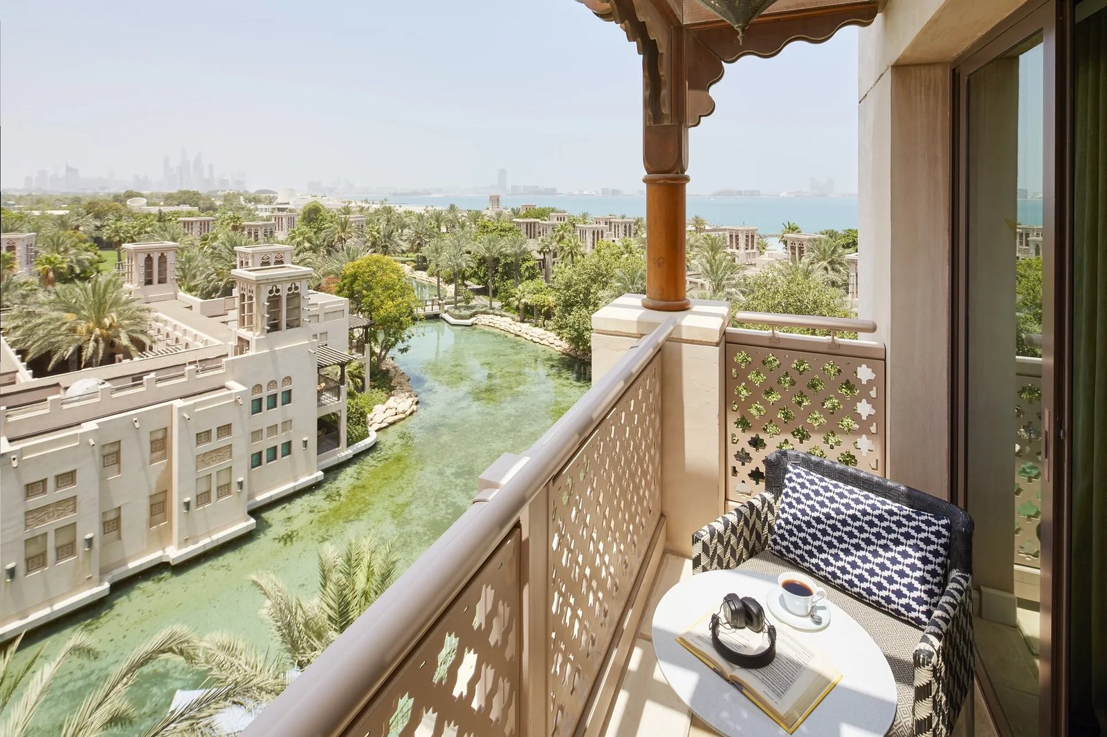 Madinat Jumeirah Hotel — vibe