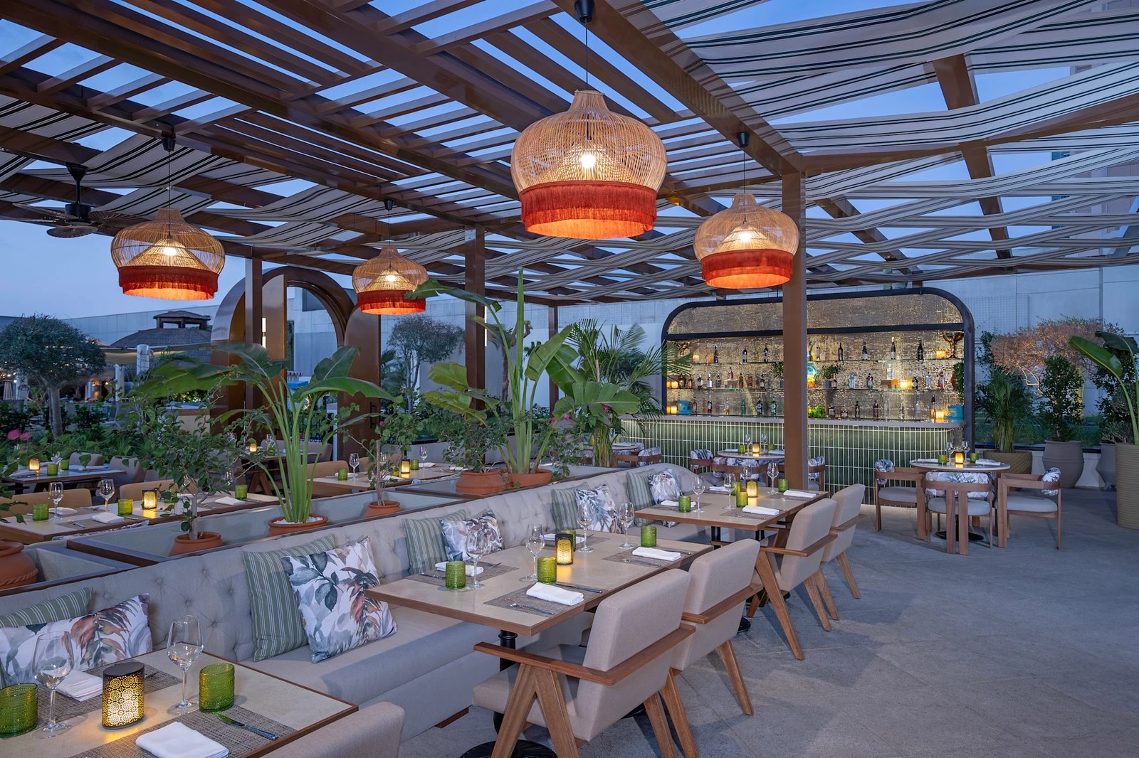 Conrad Dubai — eat & drink