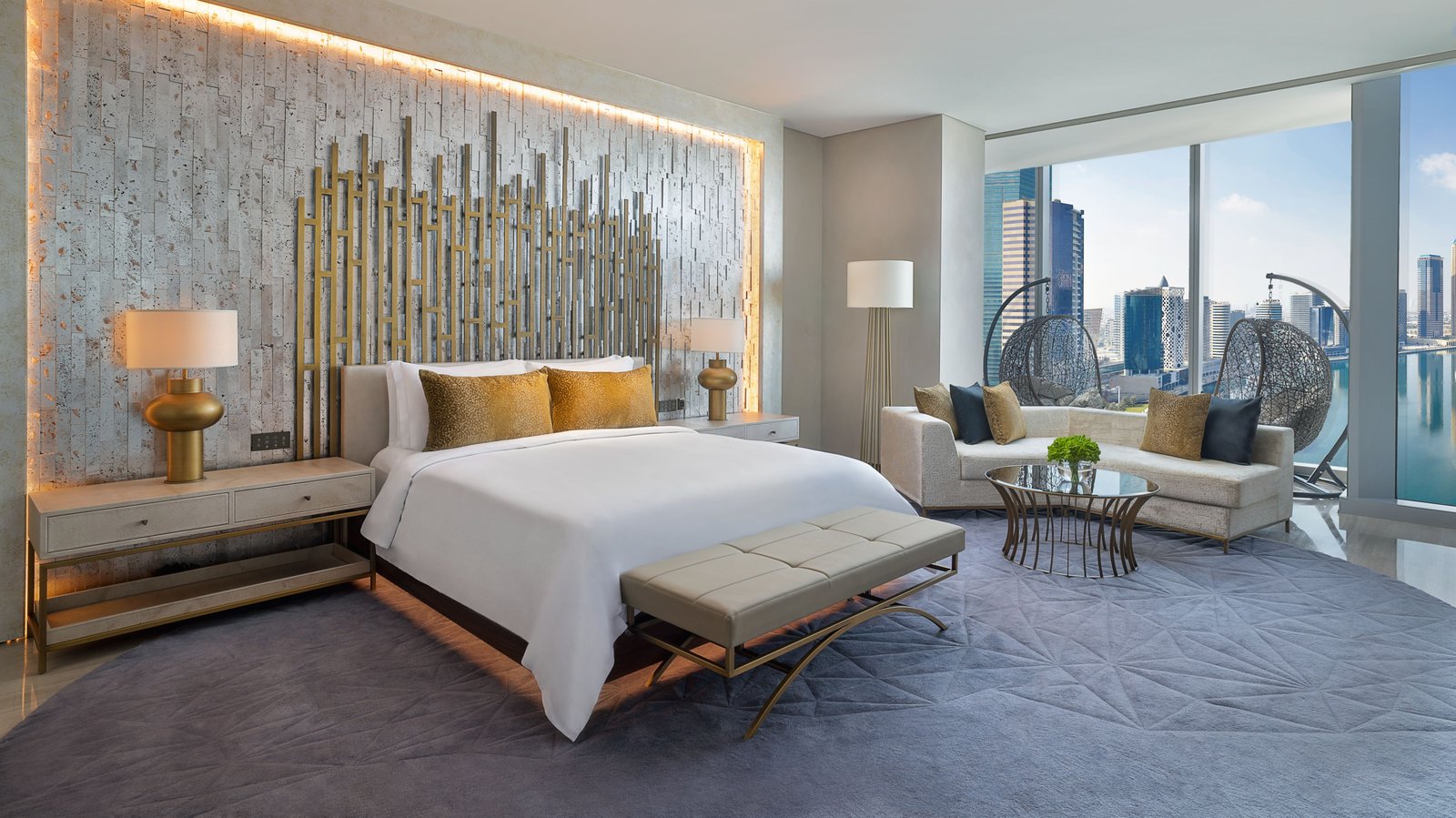 St. Regis Downtown Dubai — vibe