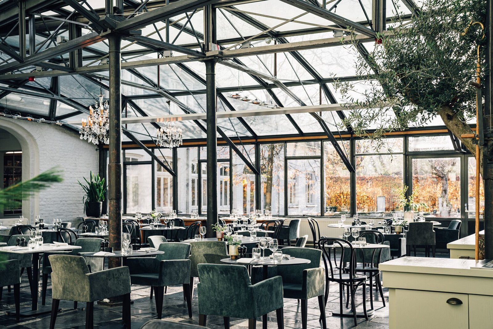 Fletcher Hotel Château De Raay, restaurant de tuin van de barones