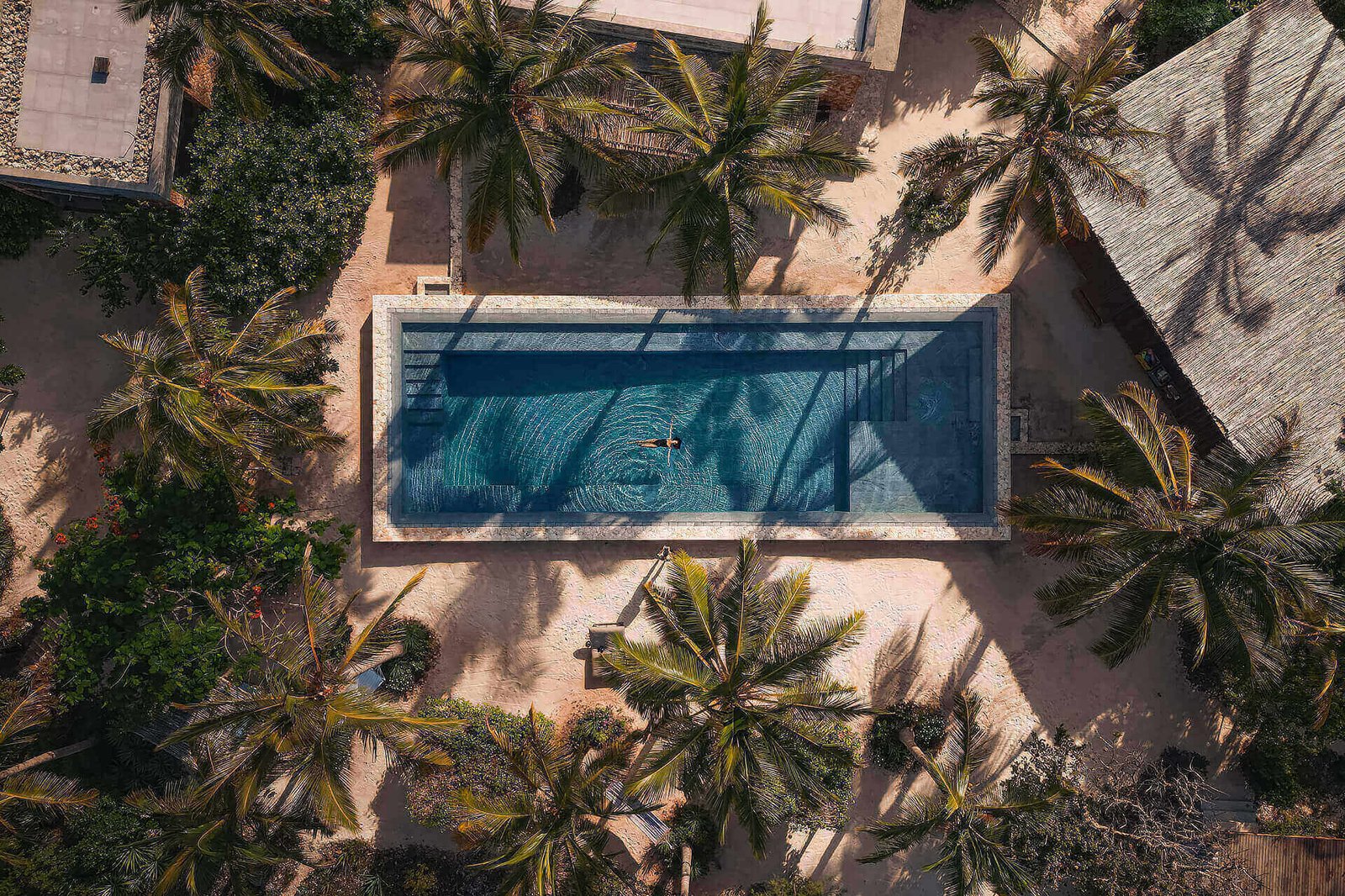 Kizikula, the pool