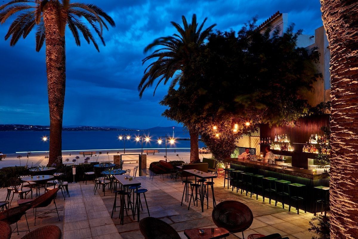 Poseidonion Grand Hotel Spetses, at the table