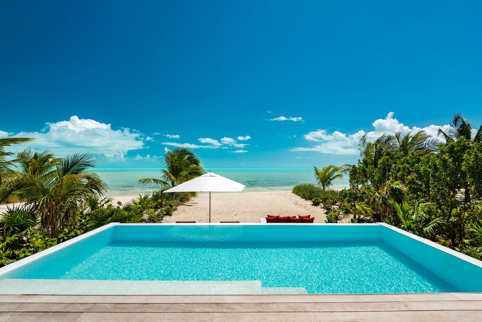 Beach Enclave Long Bay, the pool