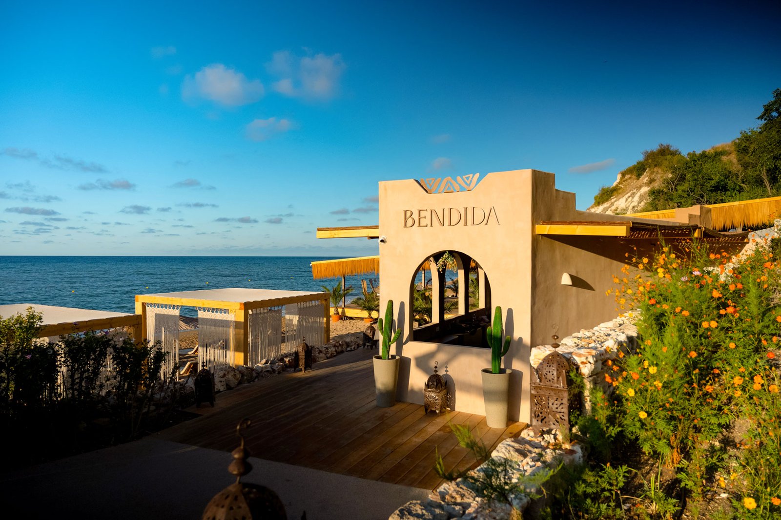 Thracian Cliffs Golf & Beach Resort, at the table
