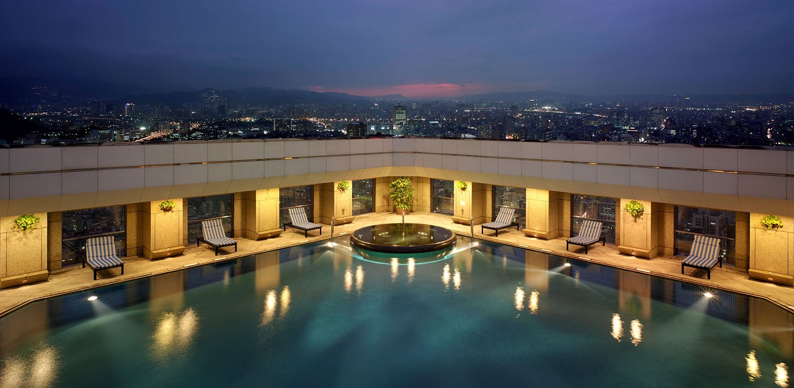 Shangri-La's Far Eastern Plaza Hotel Taipei — wellness
