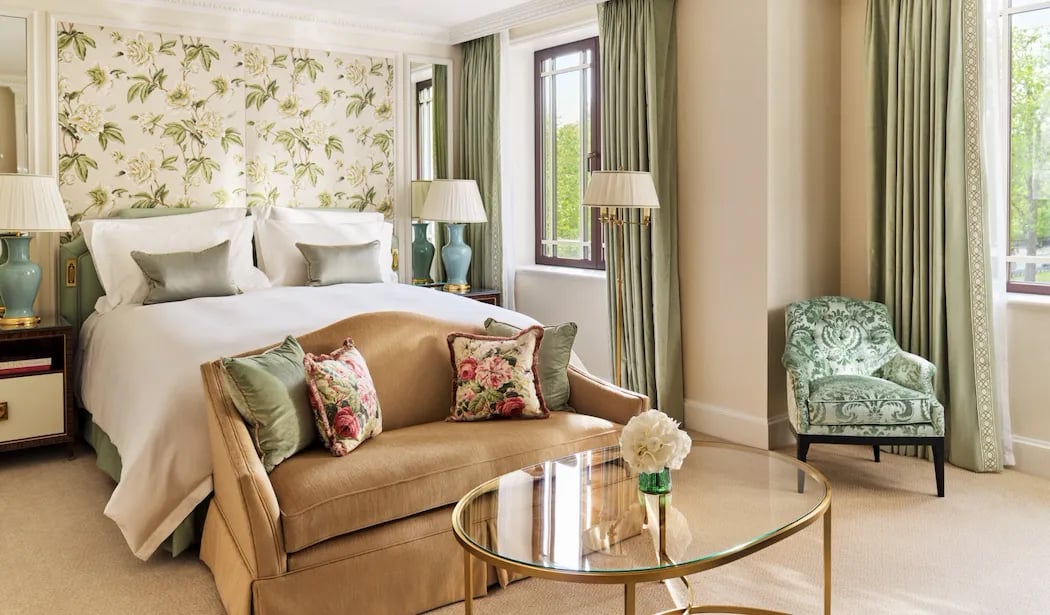 The Dorchester — rooms
