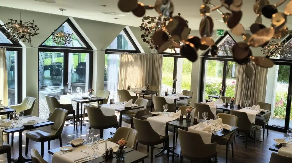 Lodge Hof Weissbad, at the table