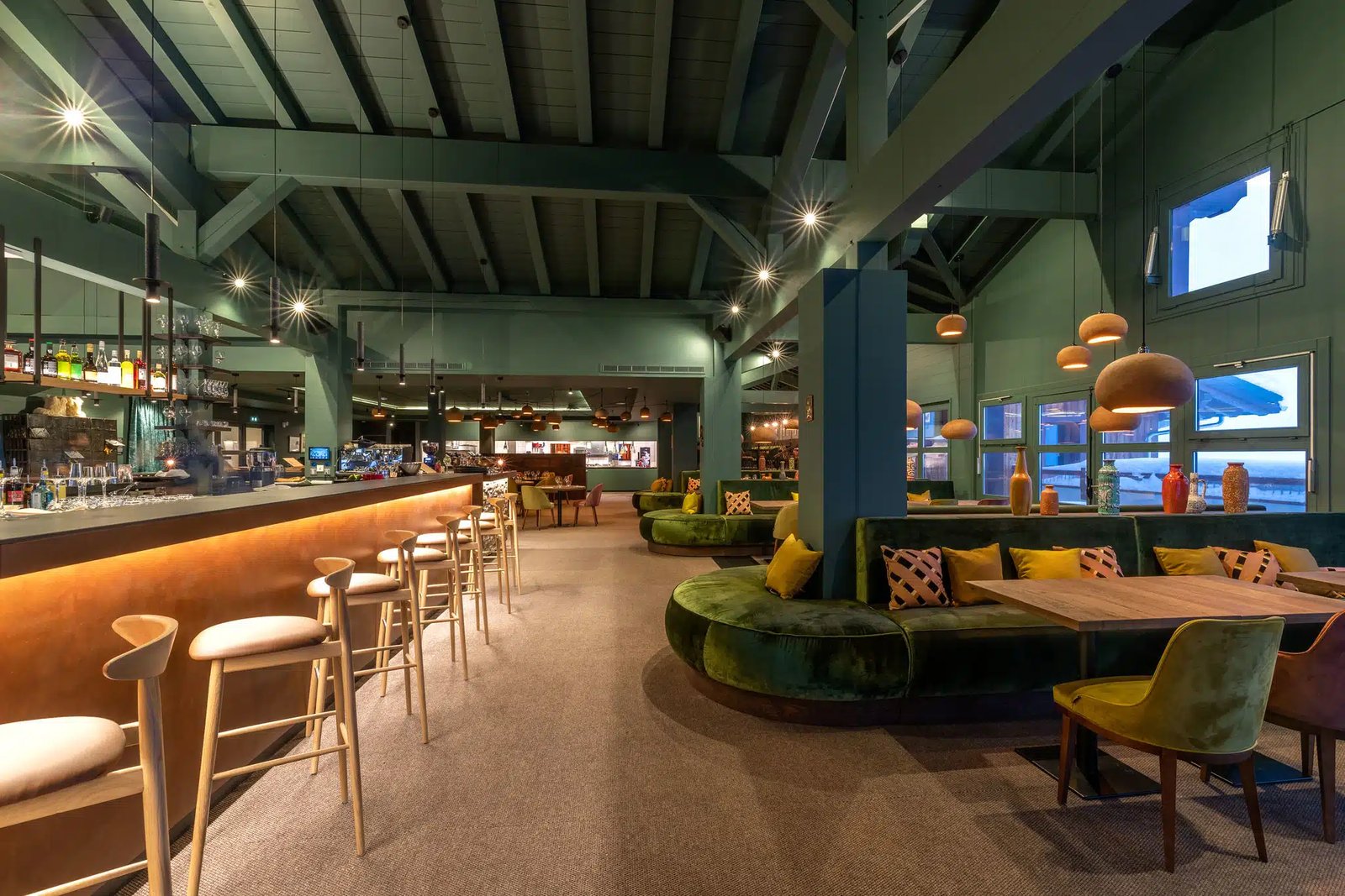 I.L.Y Hotels La Rosiere, bar st b