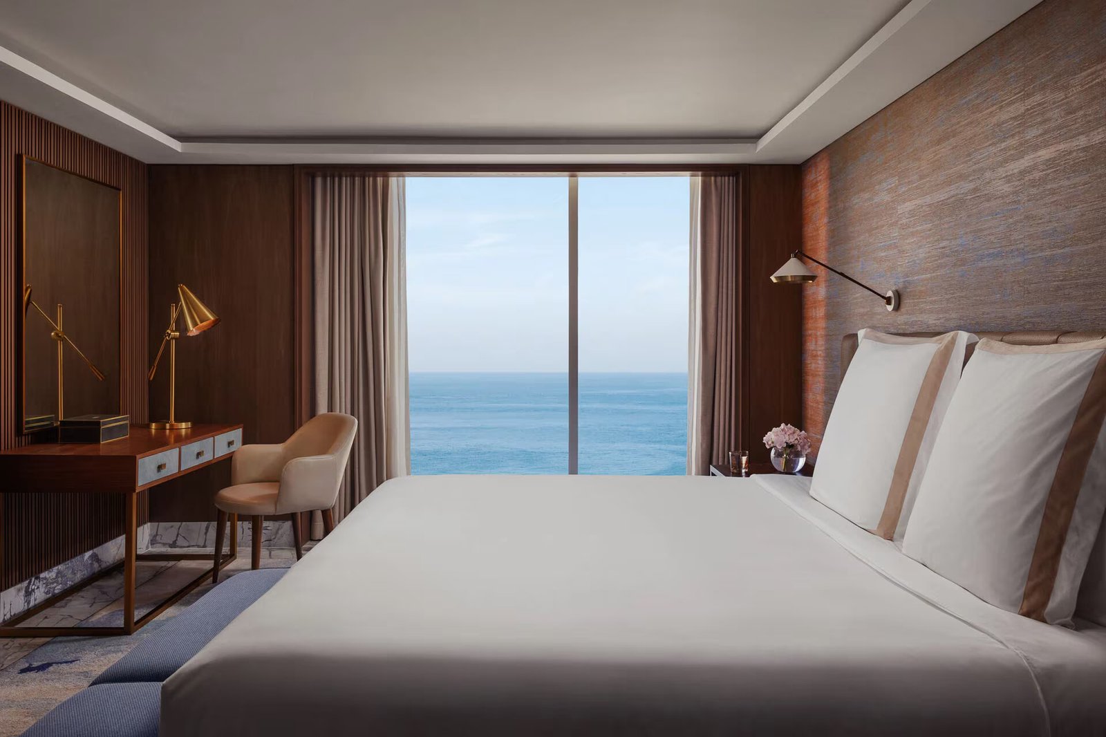 Jumeirah Beach Hotel — rooms