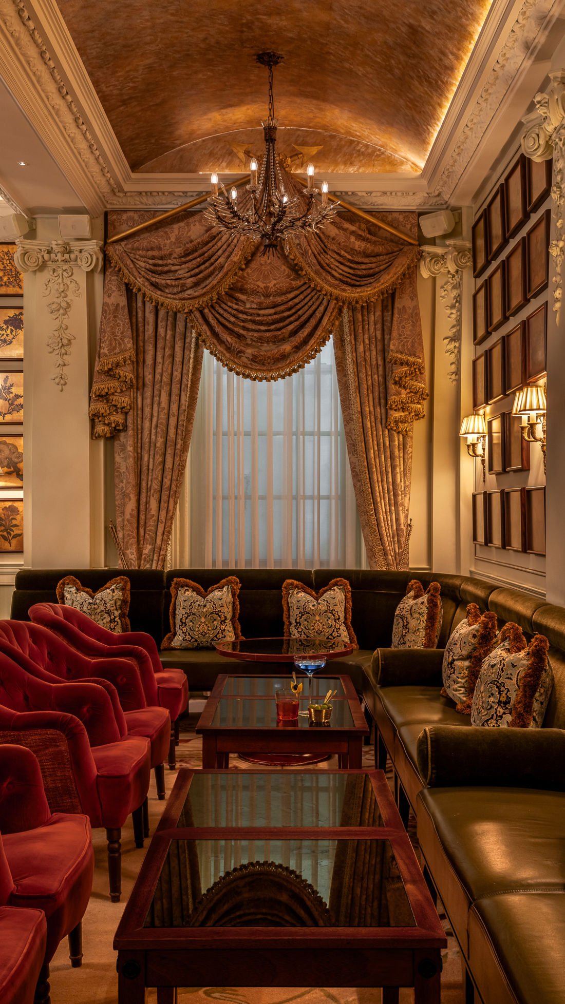 The Goring Hotel, at the table