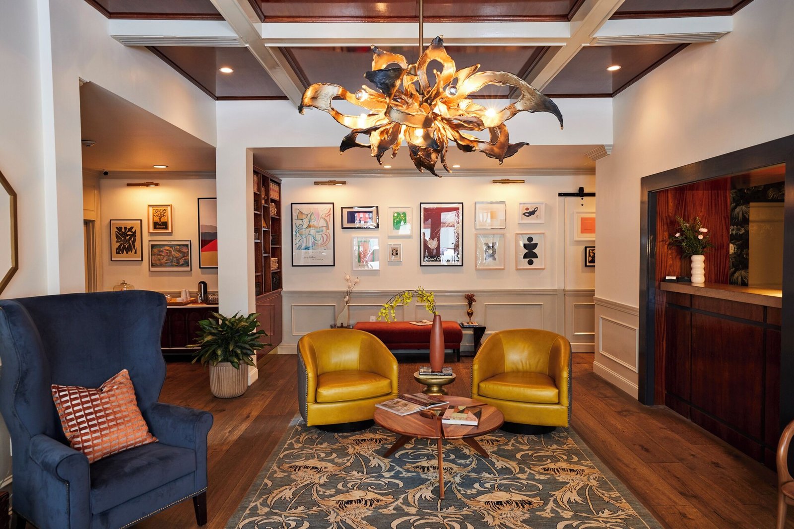 The Oliver Hotel Knoxville, by Oliver
