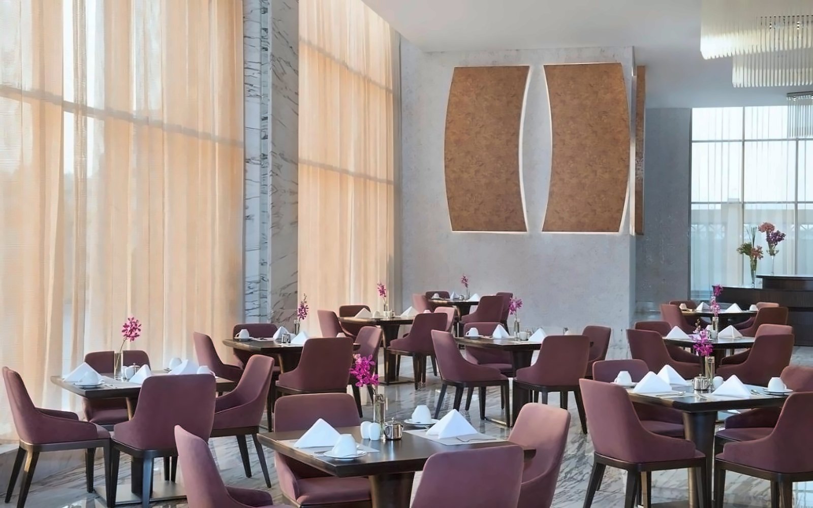 Atana Hotel, at the table