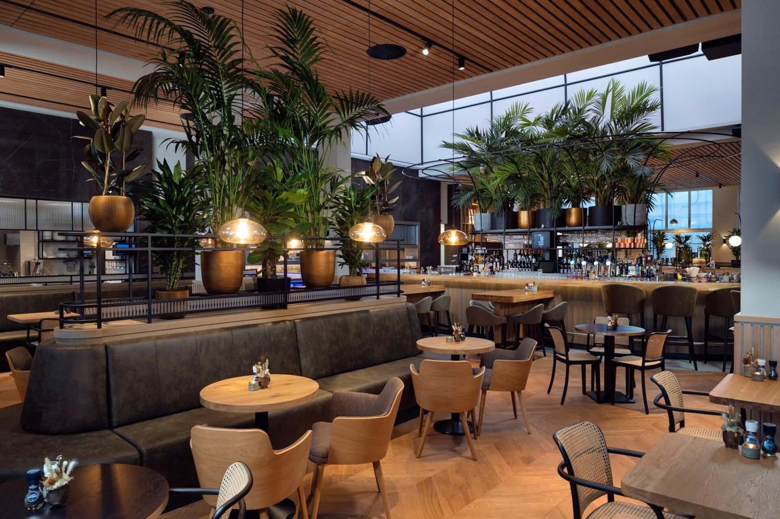 The Market Hotel, at the table