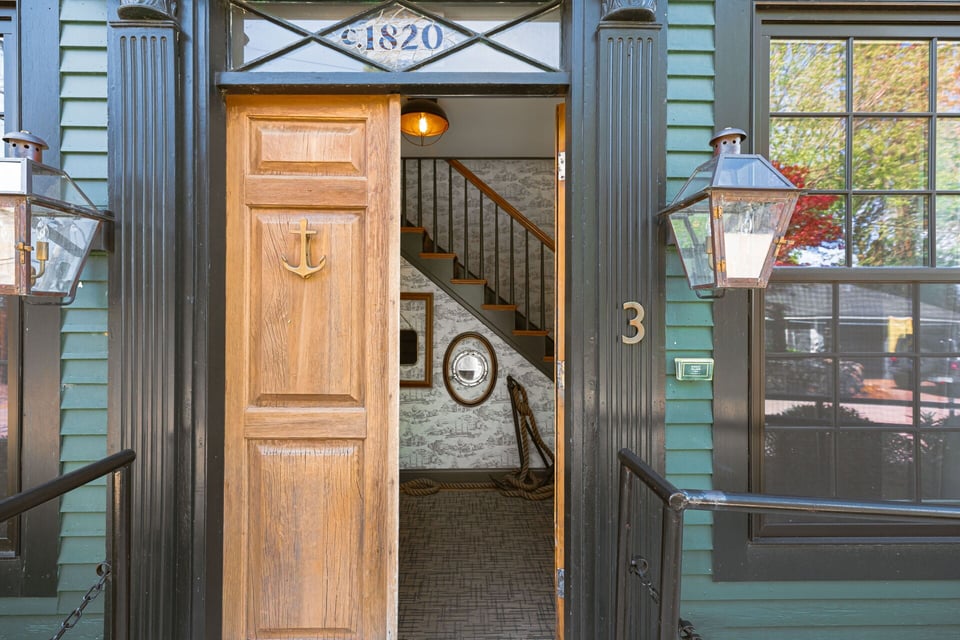 Great Island Inn, how it began
