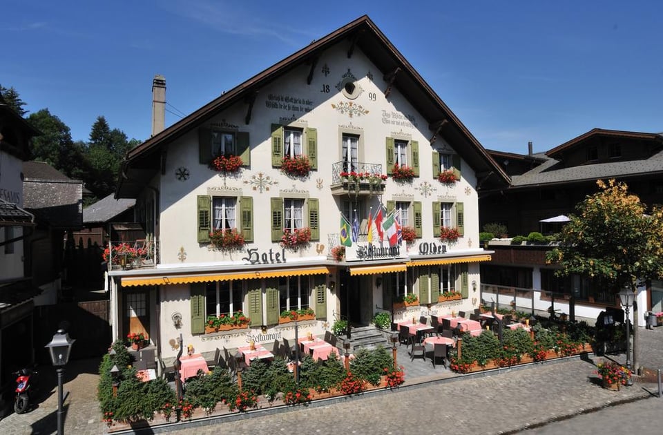 Hotel Olden, how it began