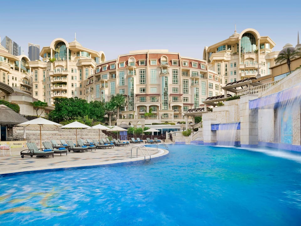Swissôtel Al Murooj Dubai