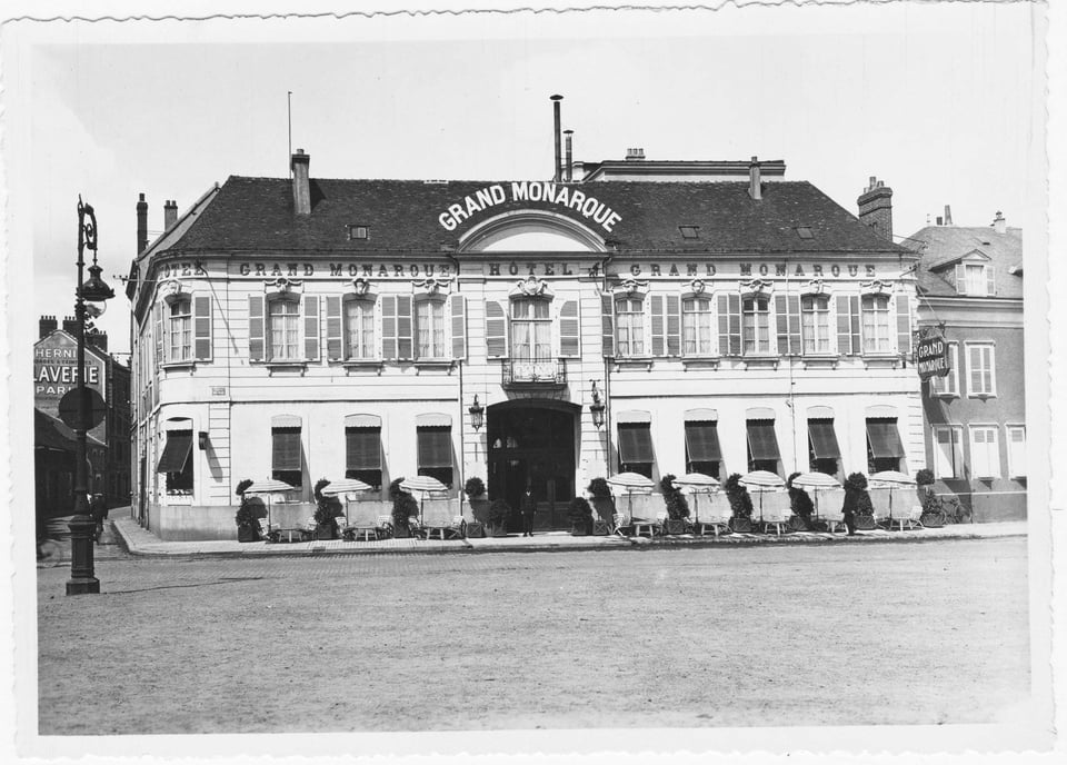 Hotel & Spa Le Grand Monarque Chartres, how it began