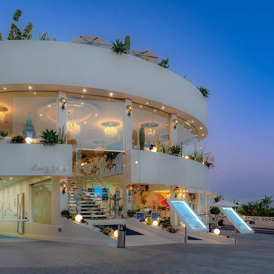Lani's Suites Deluxe, how it began