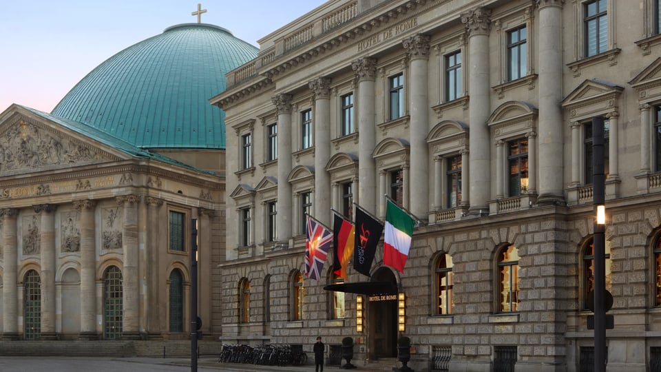 Hotel de Rome, how it began