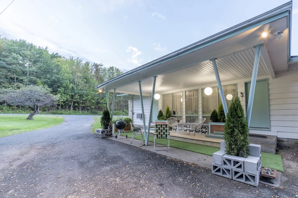The Springs Motel, how it began