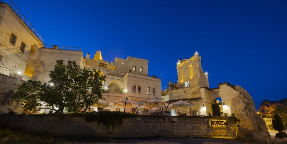 Tafoni Houses Cave Hotel, how it began
