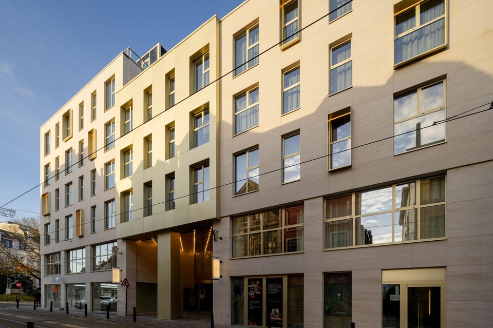 Yalo Hotel, how it began
