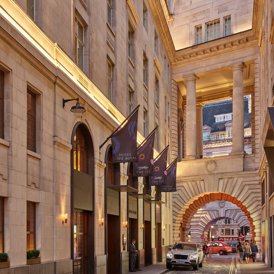 Hotel Café Royal, how it began