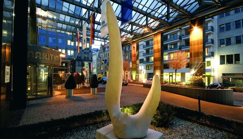 Maritim proArte Hotel, how it began