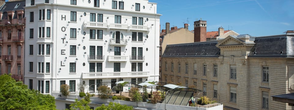 Collège Hôtel, how it began