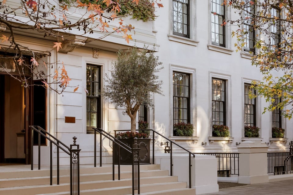 Town Hall Hotel & Apartments, how it began
