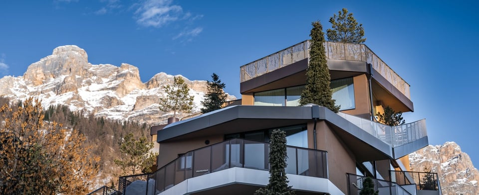 Hotel Tofana, how it began