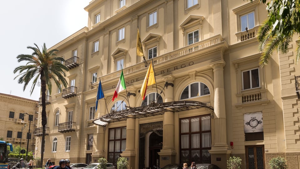 Grand Hotel et Des Palmes, how it began