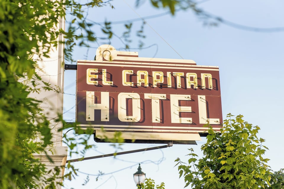 El Capitan Hotel, how it began