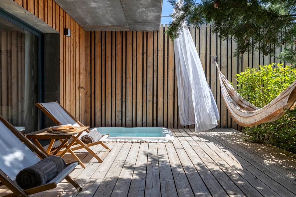 Well Away from Here - Spa B & B - Nîmes
