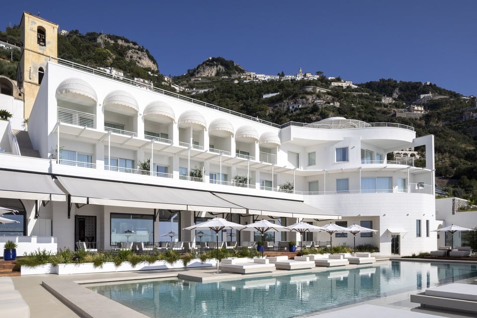 Furore Grand Hotel, how it began