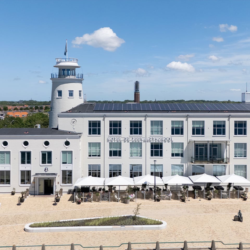 Hotel De Zeevaartschool, how it began