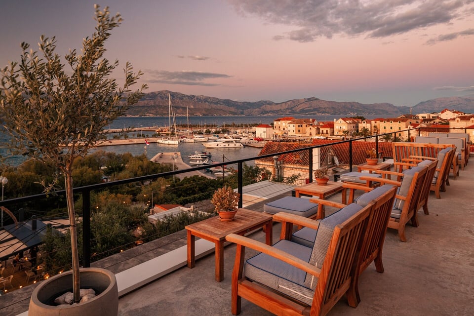 Hotel Osam