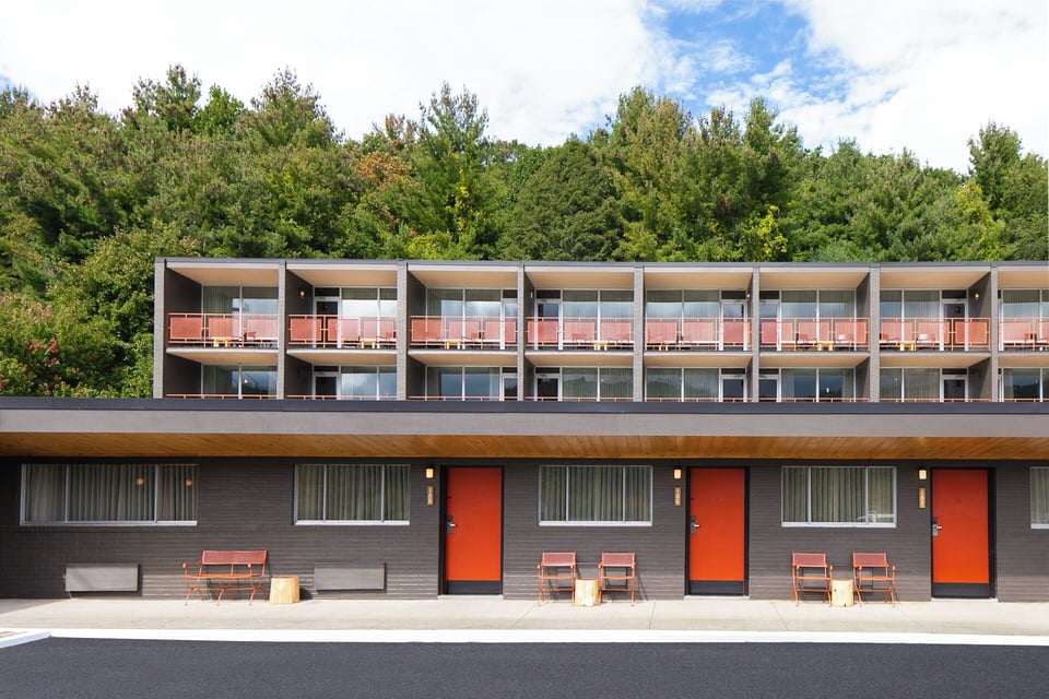 Rhode's Motor Lodge, how it began