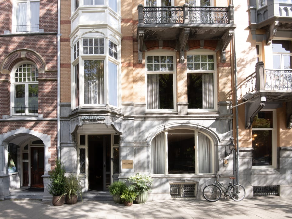 Hotel Jan Luyken, how it began
