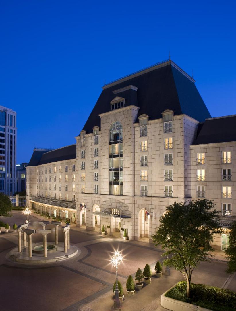 Hotel Crescent Court, how it began