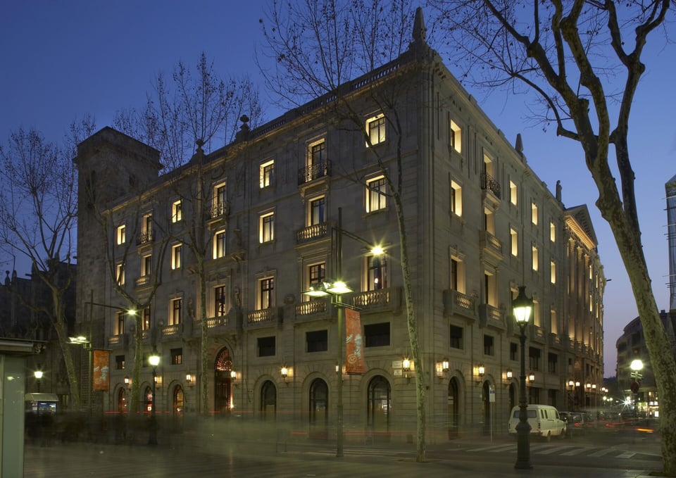 Hotel 1898, how it began
