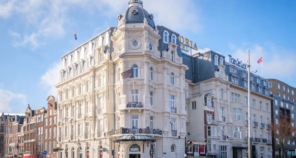 Park Plaza Victoria, how it began
