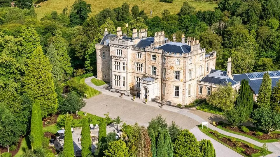 Crossbasket Castle, how it began